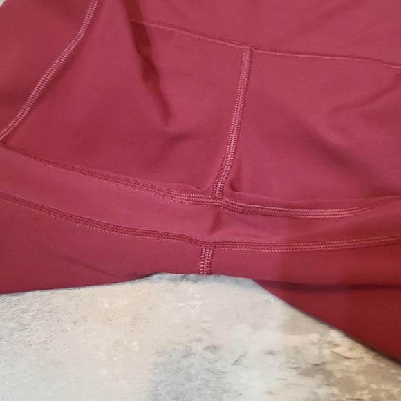 NWOT Lululemon Align High-Rise Pant. Crop. Pockets. Pink, "Pomegranate". Size 4. - Picture 9 of 13